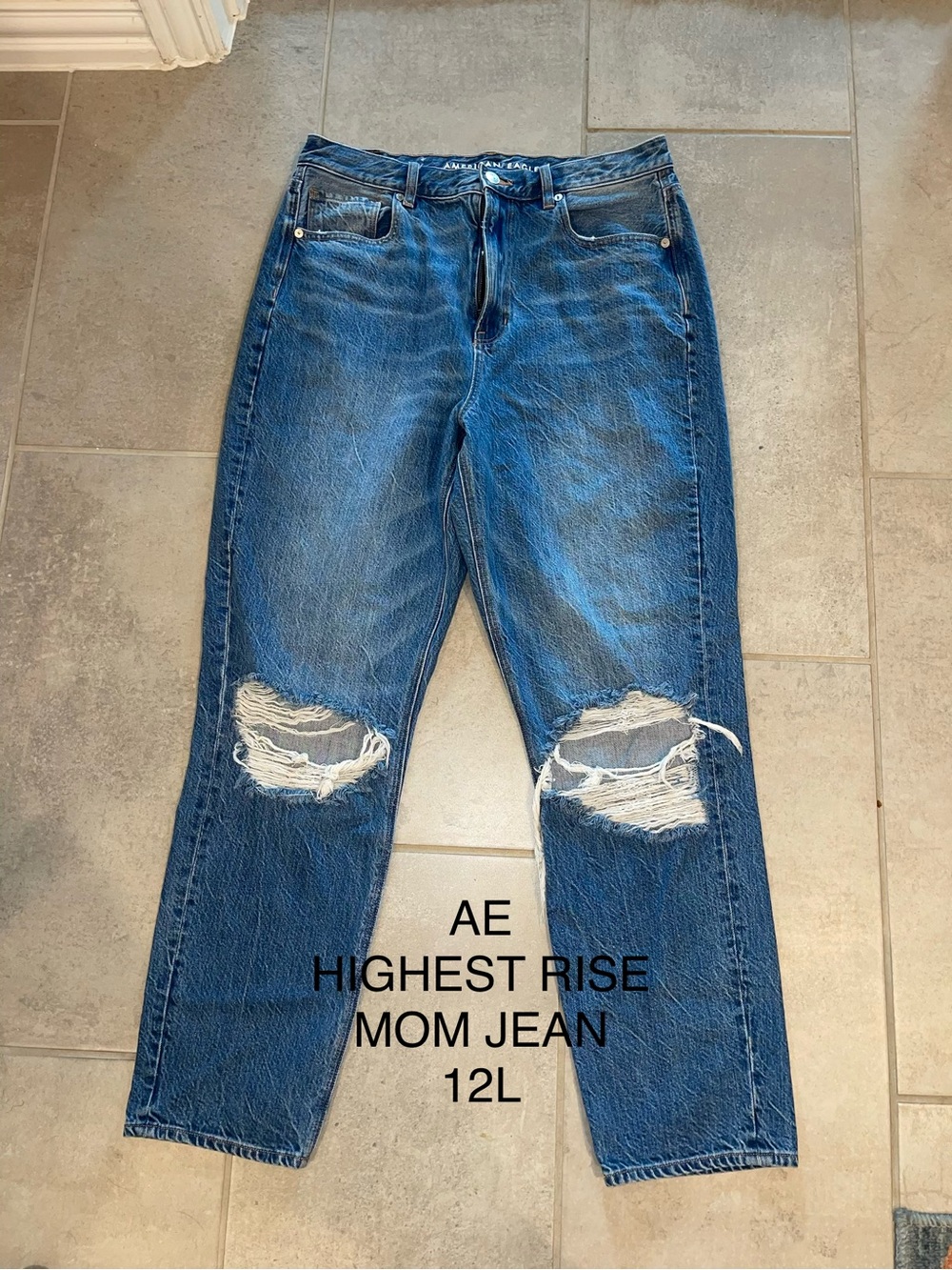 American Eagle Outfitters Distressed High-Rise Mom Jeans - Dark Blue - 12L